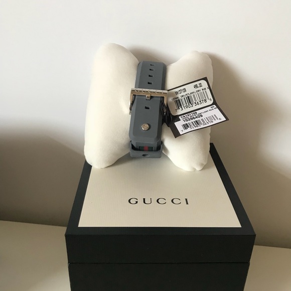 Gucci Watchs - Picture 4 of 5